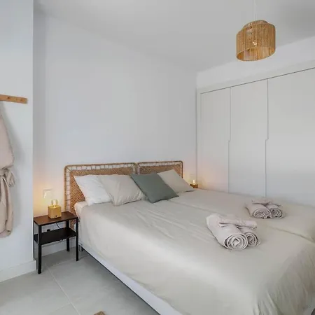 Appartement Modern With Private Garden