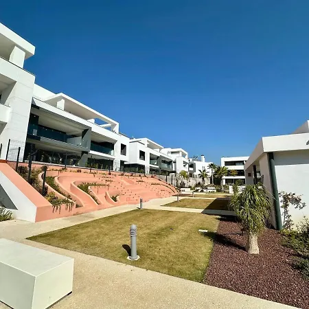 Modern With Private Garden Appartement Estepona